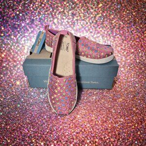 Toms Alpargata Style Shoes